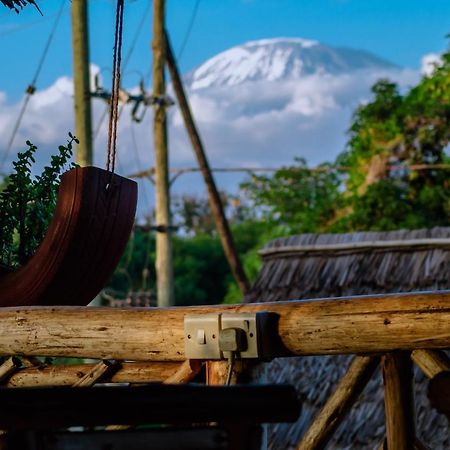 Kilimanjaro Summit Lodge Moshi Bagian luar foto