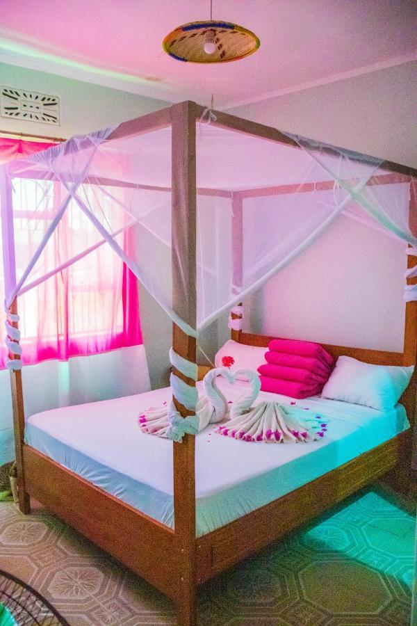 Kilimanjaro Summit Lodge Moshi Bagian luar foto